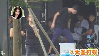 看客or吃瓜,揭秘网络围观背后的心理奥秘